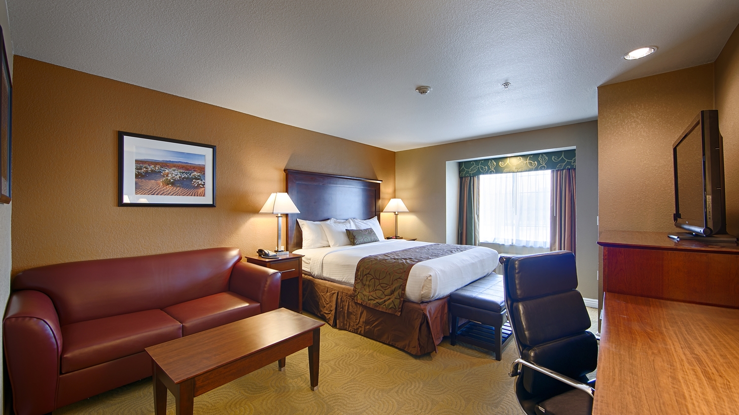 Best Western California City Inn & Suites, CA See Discounts