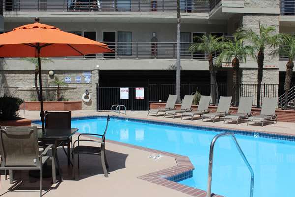 Pool - Best Western Plus Irvine Spectrum Hotel Lake Forest - I-5, Exit 92