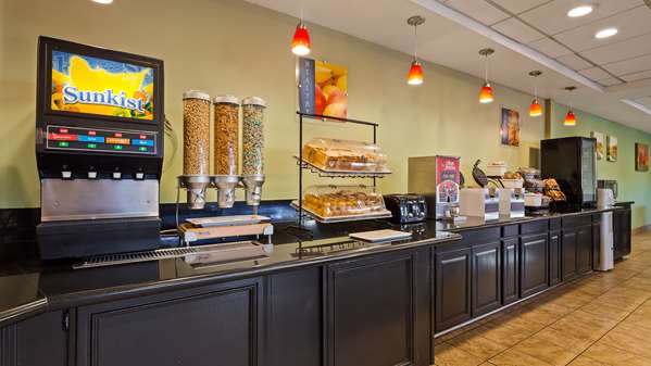 Restaurant - Best Western Plus Irvine Spectrum Hotel Lake Forest - I-5, Exit 92