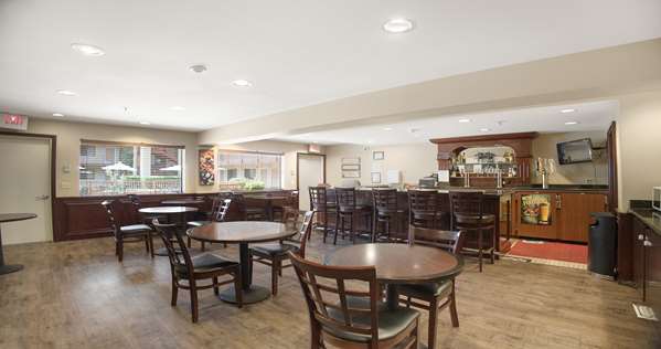 Bar - Best Western Plus Orchid Hotel & Suites Roseville - I-80, Exit 103