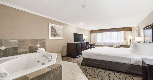 Suite - Best Western Plus Orchid Hotel & Suites Roseville - I-80, Exit 103