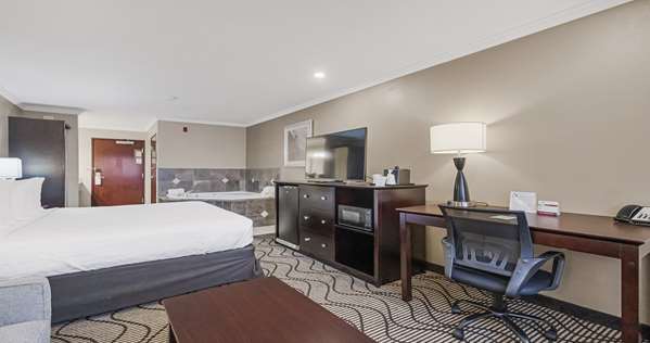 Suite - Best Western Plus Orchid Hotel & Suites Roseville - I-80, Exit 103