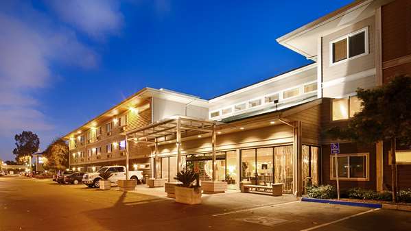 Exterior view - Best Western Plus Bayside Hotel Oakland