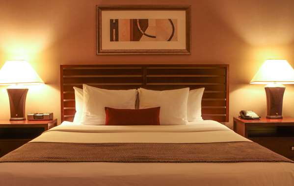  - Best Western Plus Bayside Hotel Oakland