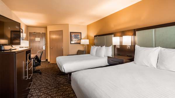  - Best Western Plus Oceanside Palms Hotel - I-5, Exits 54A & 54B