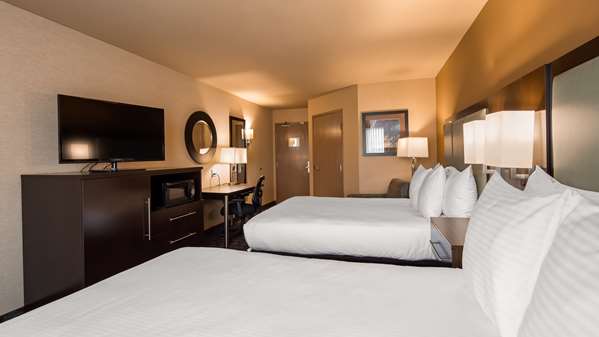  - Best Western Plus Oceanside Palms Hotel - I-5, Exits 54A & 54B