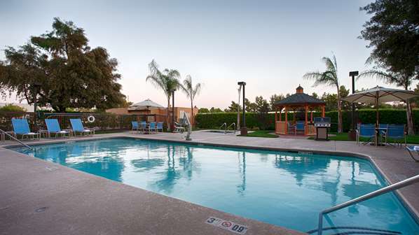 Pool - Best Western Plus Fresno Airport Hotel