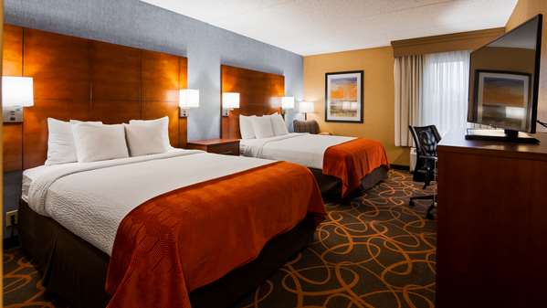  - Best Western Plus Fresno Airport Hotel