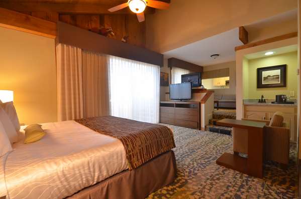 Suite - Best Western Inn & Suites Pacific Grove