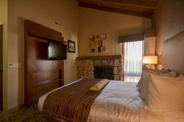  - Best Western Inn & Suites Pacific Grove
