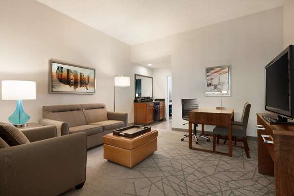  - Embassy Suites North Orange County Brea