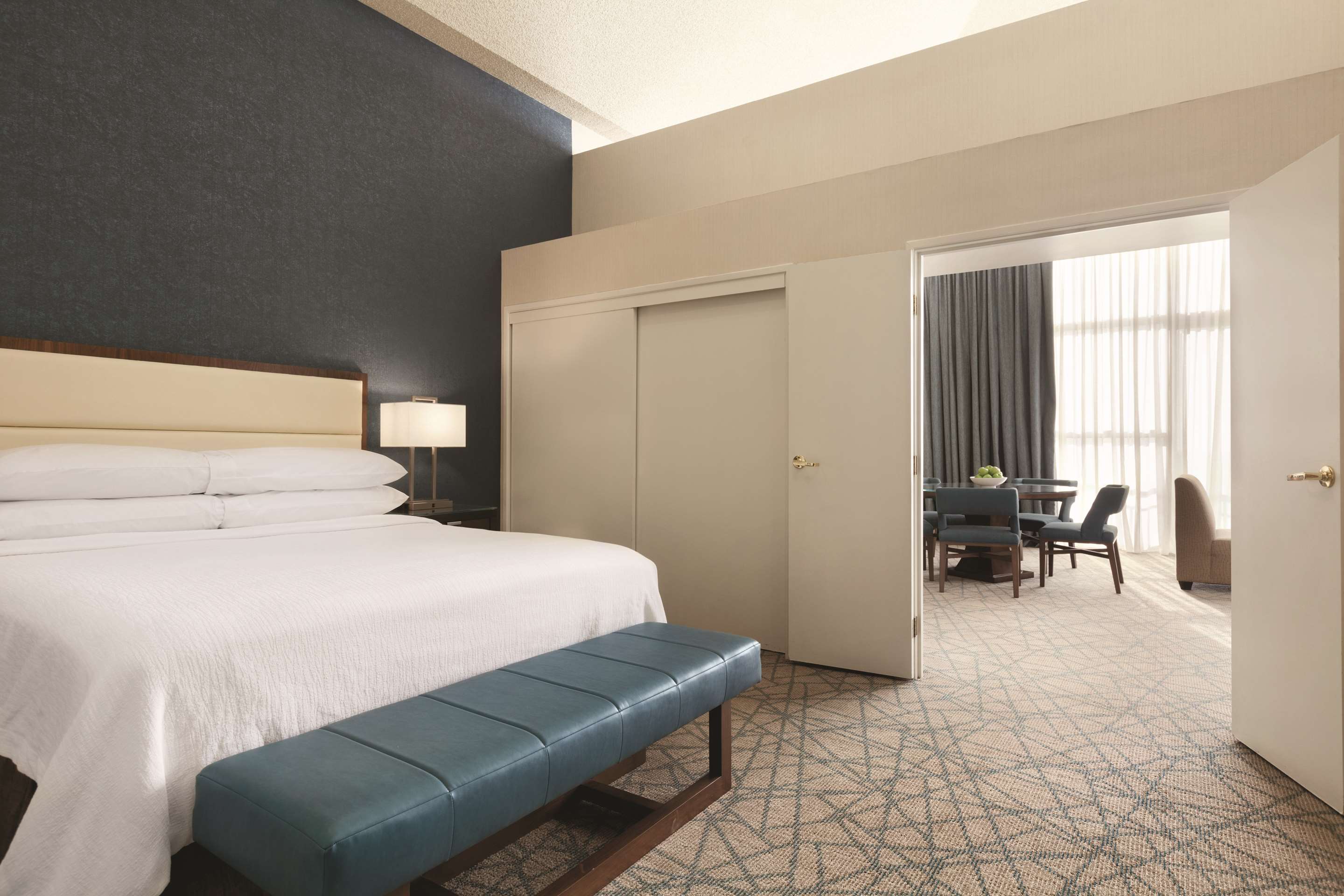 Guest room