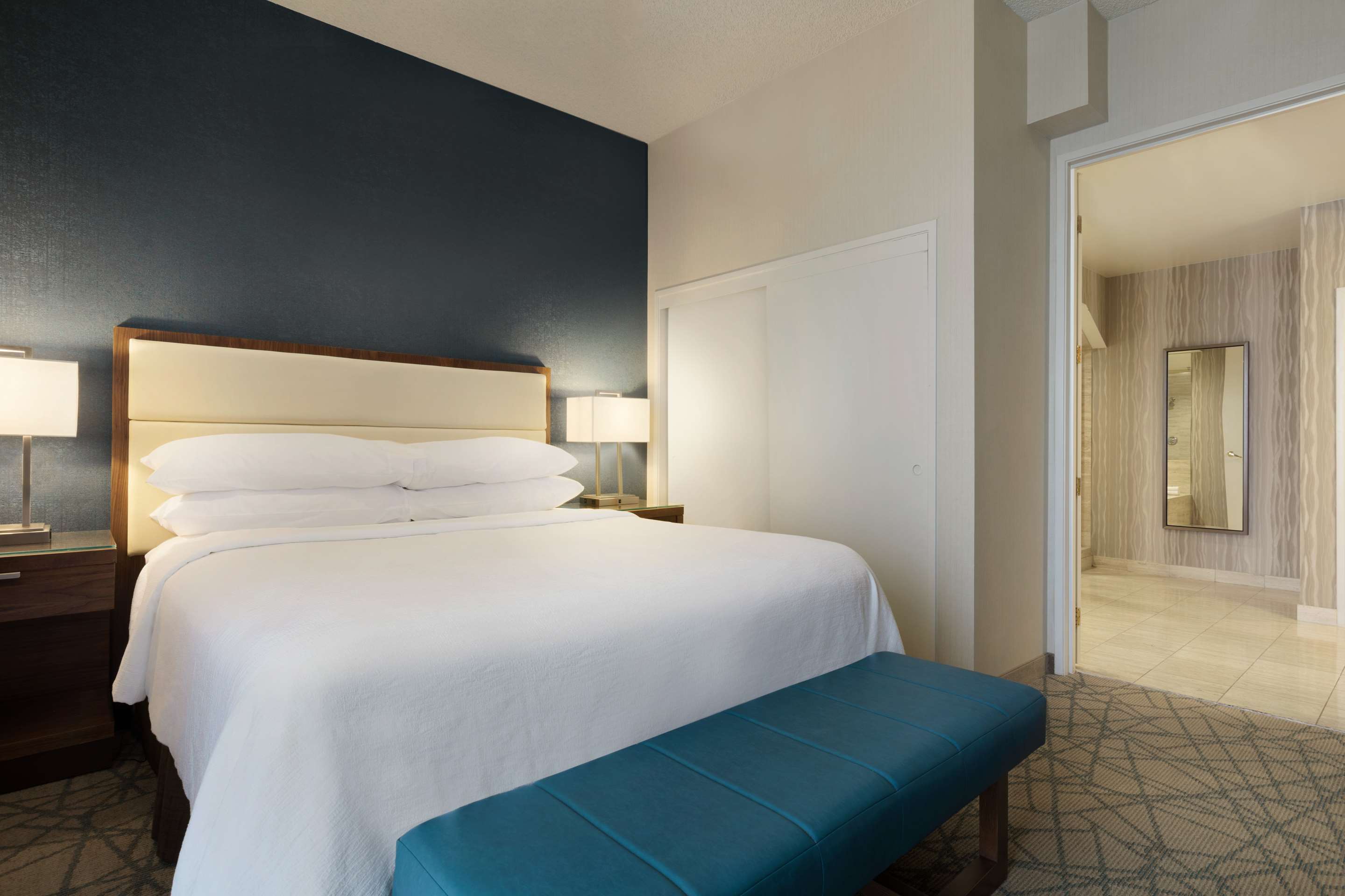 Guest room