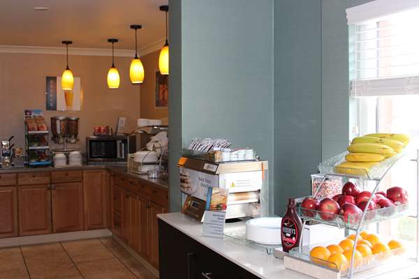 Restaurant - Best Western Plus La Mesa San Diego Hotel - I-8, Exit 14C