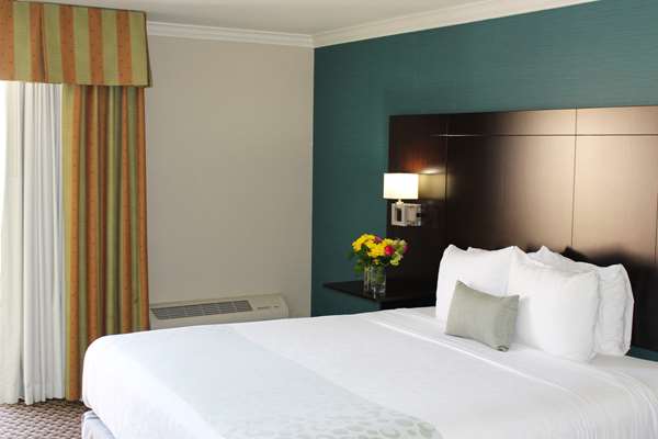 Suite - Best Western Plus La Mesa San Diego Hotel - I-8, Exit 14C