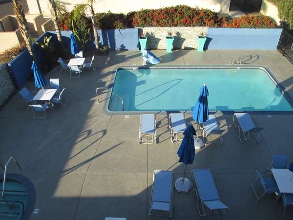 Pool - Best Western Plus Diamond Valley Inn Hemet