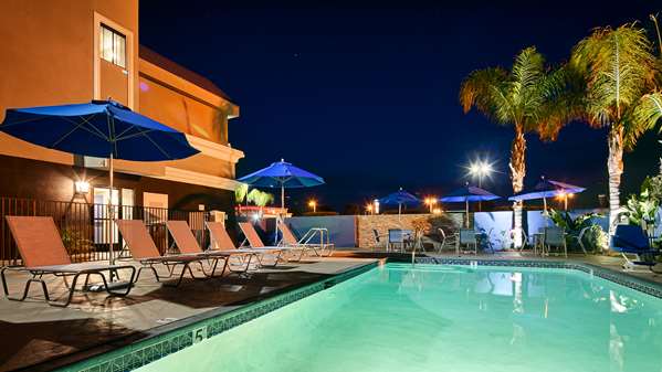 Pool - Best Western Plus Diamond Valley Inn Hemet