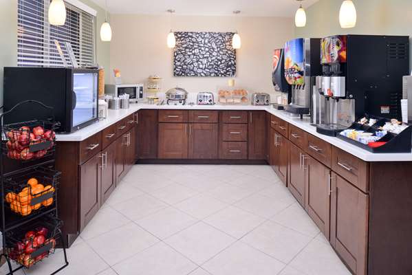 Restaurant - Best Western Plus LA Mid-Town Hotel