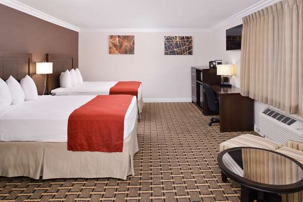  - Best Western Plus LA Mid-Town Hotel