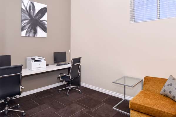 Conference Area - Best Western Plus LA Mid-Town Hotel