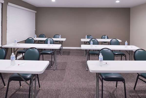  - Best Western Plus LA Mid-Town Hotel