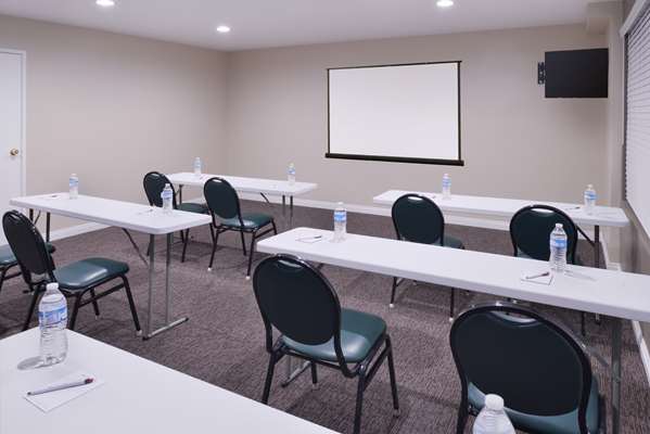  - Best Western Plus LA Mid-Town Hotel