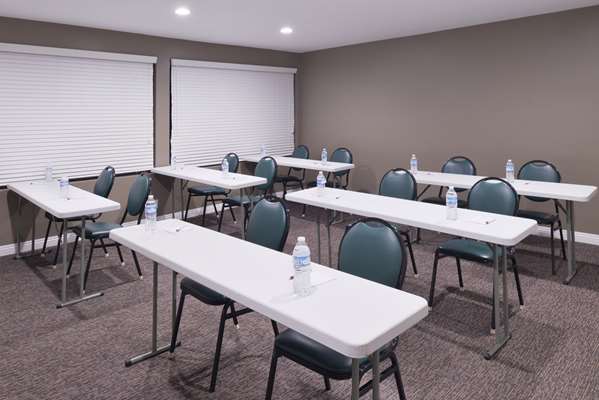  - Best Western Plus LA Mid-Town Hotel