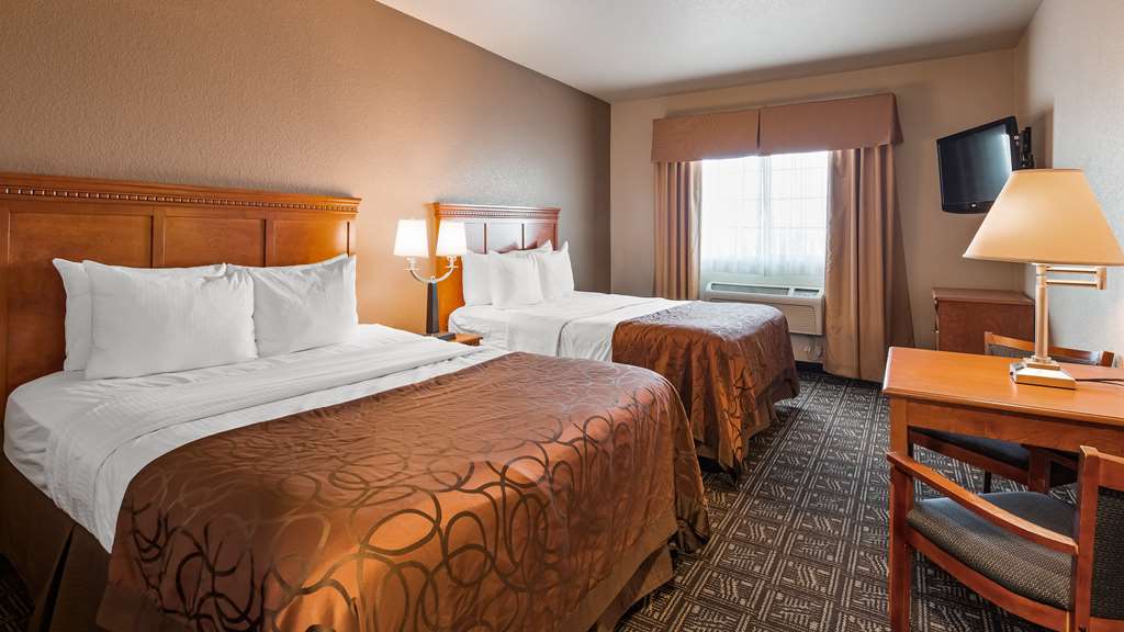 Best Western Rambler-guestroom-Guest Room,On-Site.jpg