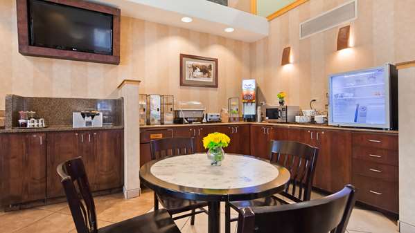 Amenities - Best Western University Inn Fort Collins