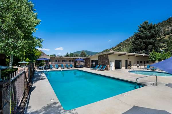 Pool - Best Western Antlers Inn Glenwood Springs - I-70, Exit 116