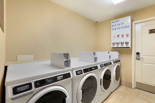  - Best Western Plus Castle Rock Hotel - I-25, Exit 184