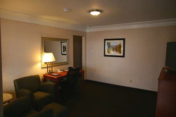Suite - Best Western Plus Silver Saddle Inn Estes Park