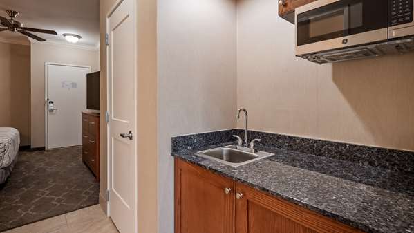  - Best Western Plus Silver Saddle Inn Estes Park