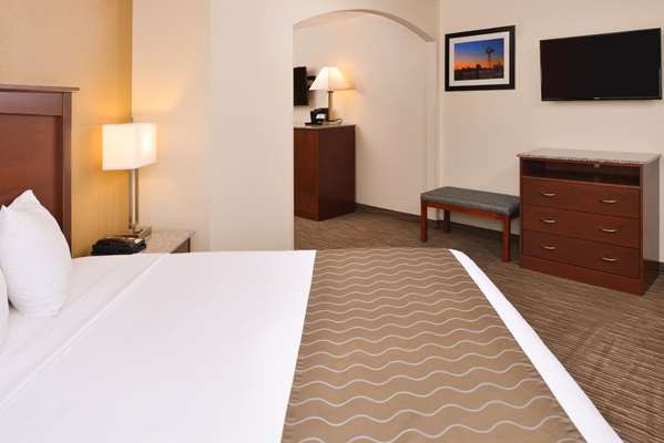 Suite - Best Western Executive Inn & Suites Colorado Springs - I-25, Exit 138