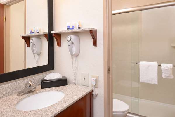 - Best Western Executive Inn & Suites Colorado Springs - I-25, Exit 138