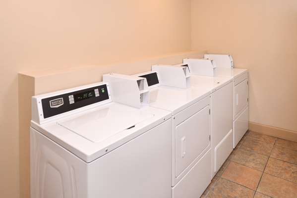  - Best Western Executive Inn & Suites Colorado Springs - I-25, Exit 138