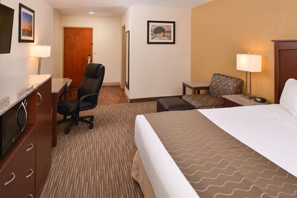  - Best Western Executive Inn & Suites Colorado Springs - I-25, Exit 138
