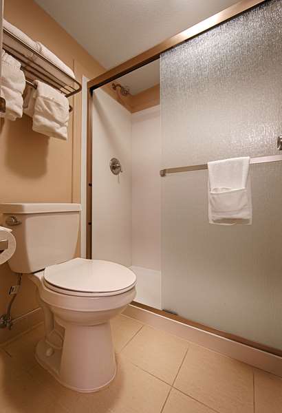  - Best Western Southwest Hotel Lakewood