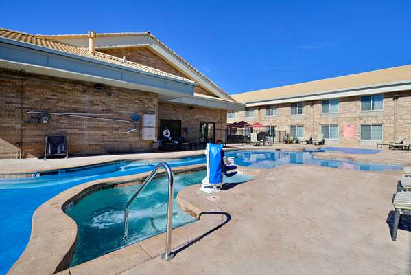 Pool - Best Western Southwest Hotel Lakewood