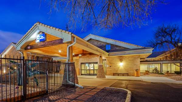 Exterior view - Best Western Southwest Hotel Lakewood