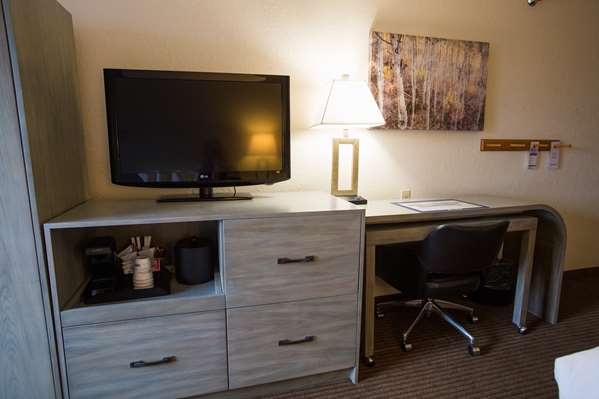  - Best Western Alpenglo Lodge Winter Park