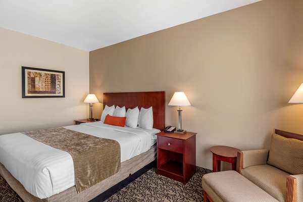  - Best Western Plus Louisville Inn & Suites