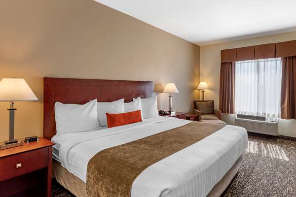  - Best Western Plus Louisville Inn & Suites