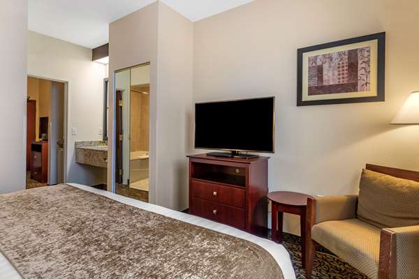  - Best Western Plus Louisville Inn & Suites