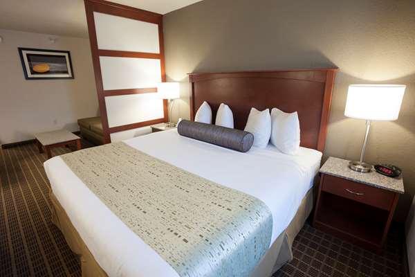 Suite - Best Western Plus Peak Vista Inn & Suites - I-25, Exit 149