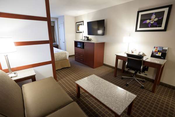 Suite - Best Western Plus Peak Vista Inn & Suites - I-25, Exit 149