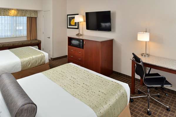  - Best Western Plus Peak Vista Inn & Suites - I-25, Exit 149