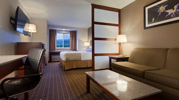 Suite - Best Western Plus Peak Vista Inn & Suites - I-25, Exit 149