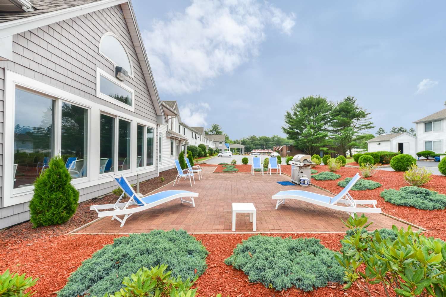 Best Western Regent Inn Mansfield Center, CT See Discounts