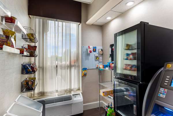  - Best Western Executive Hotel West Haven - I-95, Exit 42